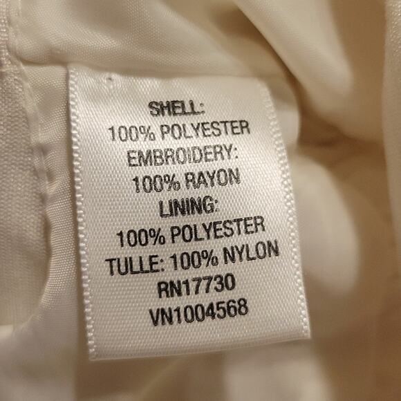 Cherokee Infant Girl Embroidered Dress, Ivory w/ Pink Flowers‎ Size 12 Months - Picture 6 of 9